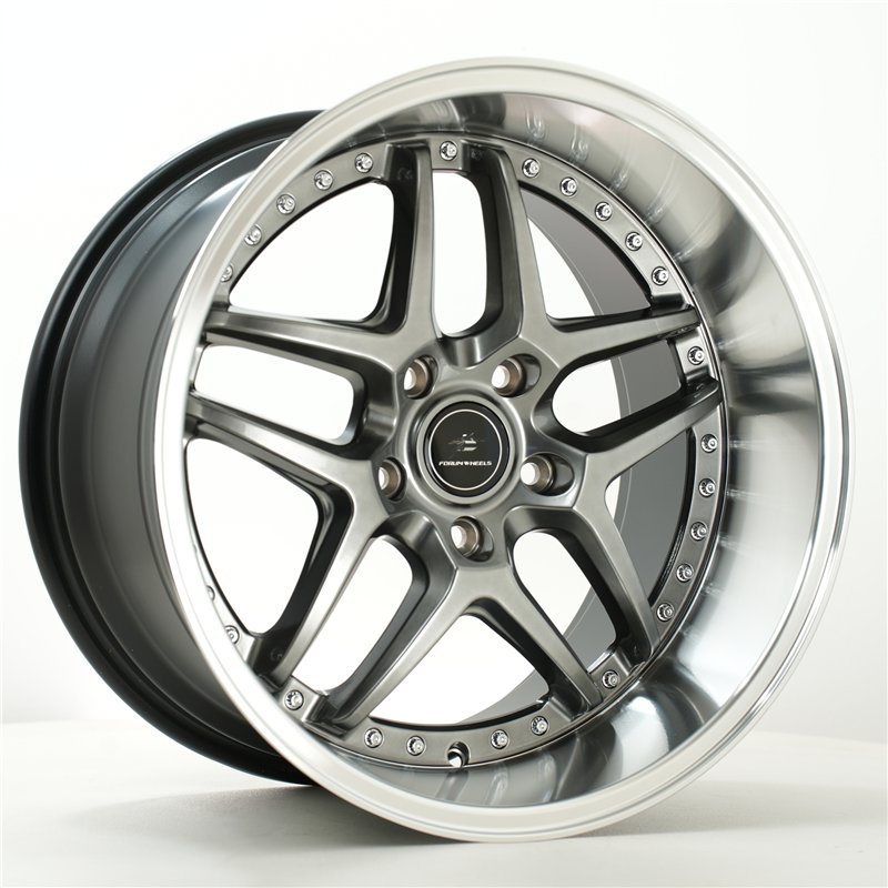 Forum Vice 18x105 ET22 RLHblack