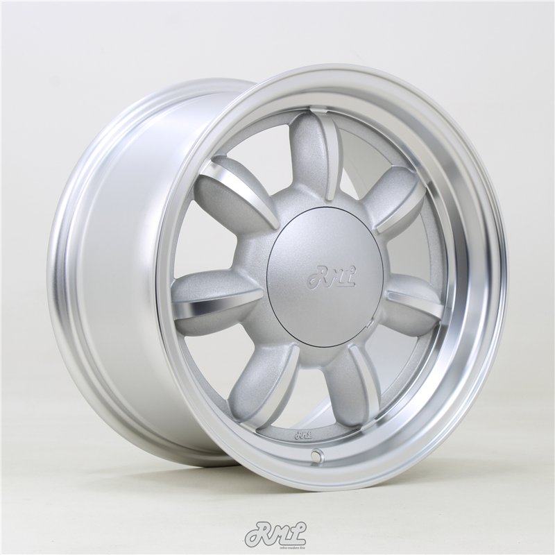 RML Wheels Daisy 15x8 ET30 RLSilver
