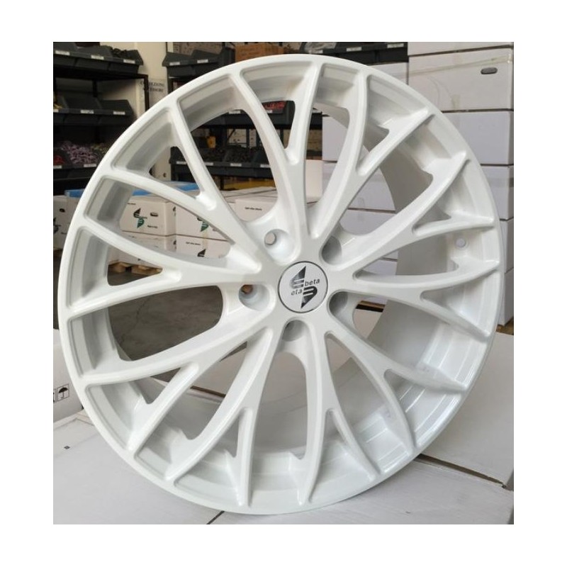 Llanta ETA BETA PIUMA-C 5X112 18x8.00 ET33